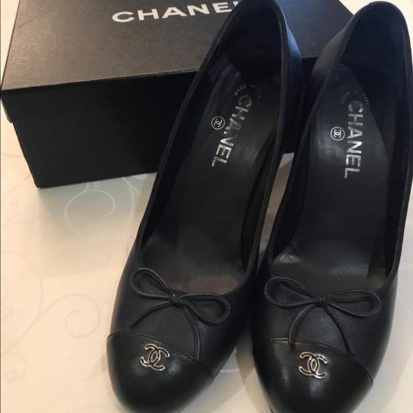 CHANEL Shoes - Chanel Dark Navy Blue Pump with Black Toe 39.5